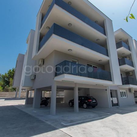 Sea View Apartments Pezze Makarska Exterior photo